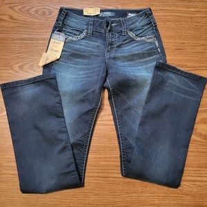 Silver - Suki 27 x 33